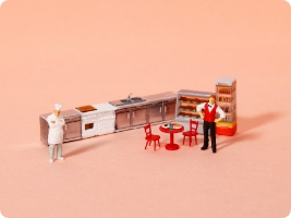 店舗改装や新店オープン時の備品保管